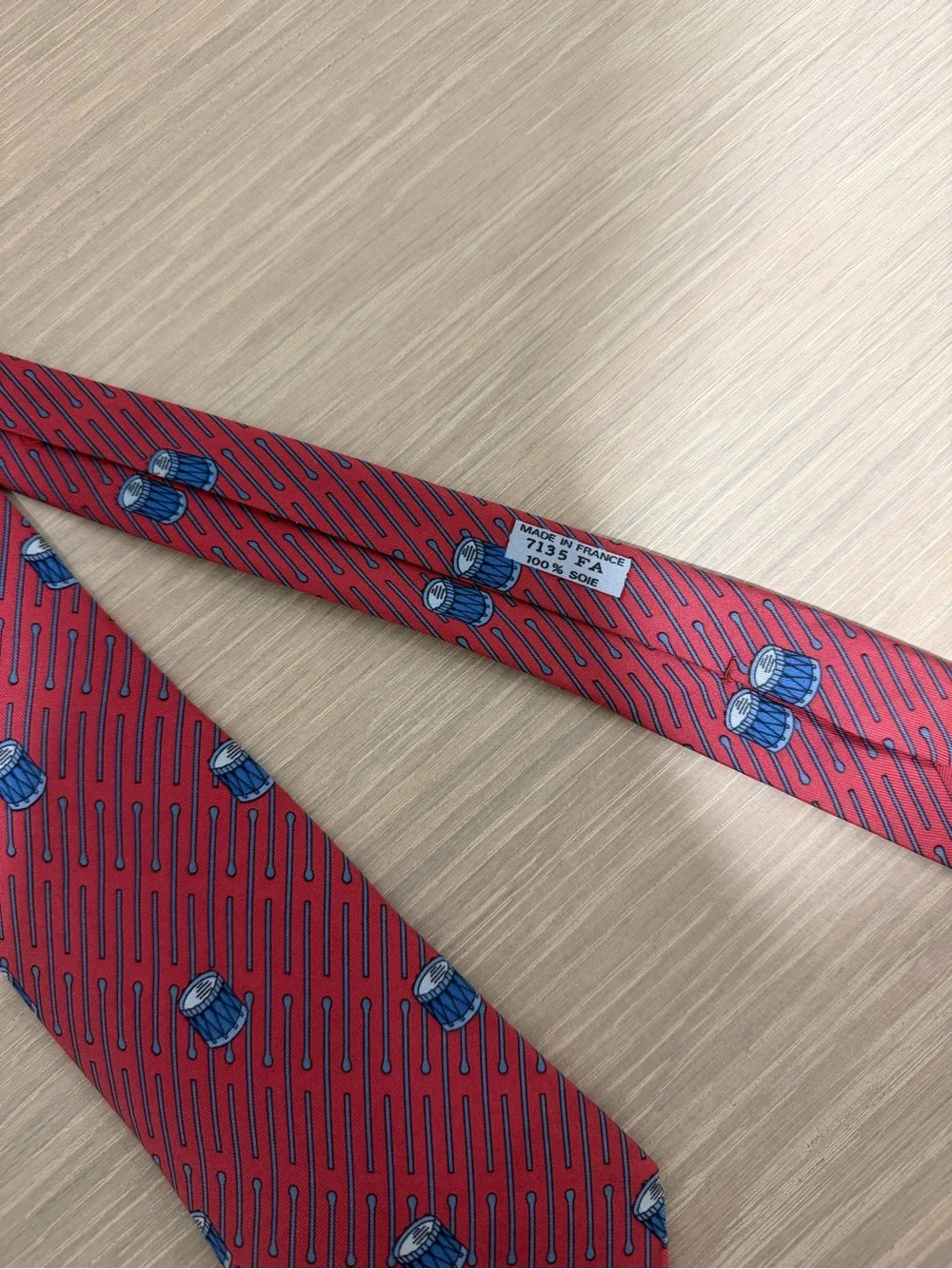 Hermès Paris 100% Silk Tie Red Blue Drum Motif Novelty Print Made in France
